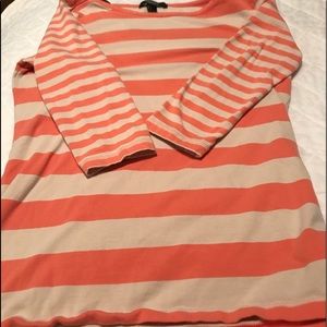 3/20.00 🎉Forever 21 Kids shirt